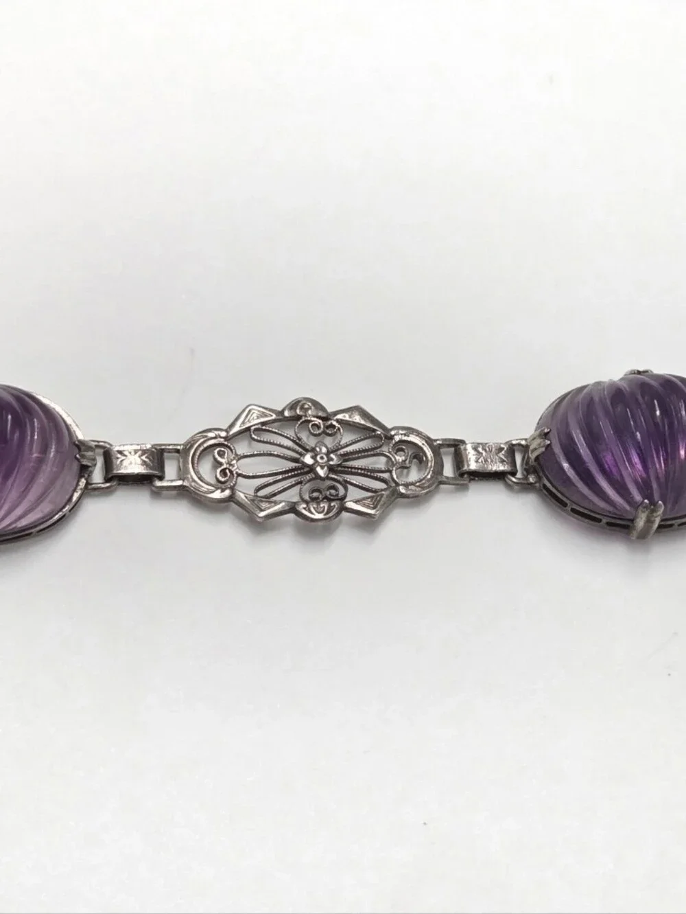 Vintage Art Deco Sterling Silver Filigree & Carved Amethyst Bracelet 7.5